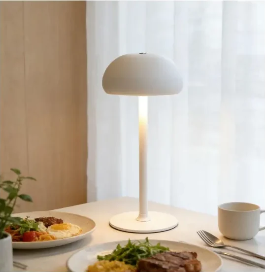 1819 Table Lamp