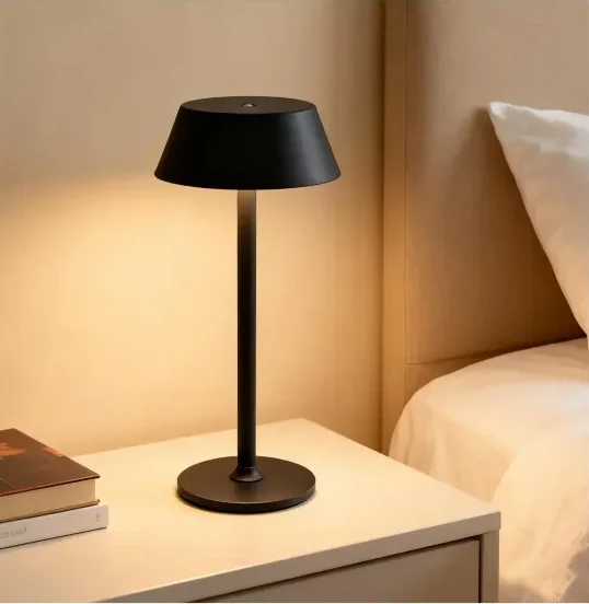 1861 Table Lamp